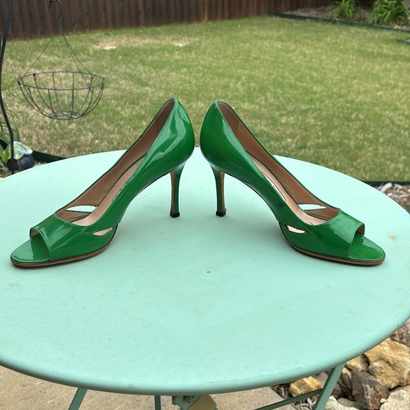 Manolo Blahnik Green Heels - Picture 7 of 10
